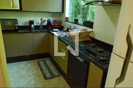 Casa de condomínio à venda com 89m², 2 quartos e 1 vagaCozinha