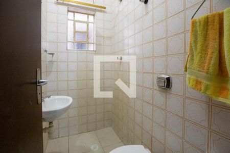 Casa à venda com 400m², 3 quartos e 3 vagas Casa à venda com 400m², 3 quartos e 3 vagasBanheiro de serviço