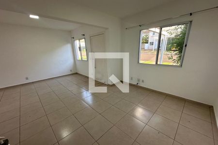 Sala de casa de condomínio para alugar com 3 quartos, 89m² em Jardin Guapore , Ribeirão Preto