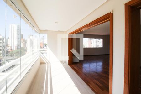 Varanda  de apartamento para alugar com 2 quartos, 137m² em Vila Olímpia, São Paulo