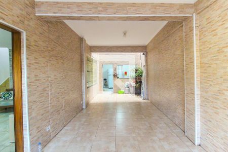 Casa à venda com 220m², 4 quartos e 2 vagas Casa à venda com 220m², 4 quartos e 2 vagasGaragem