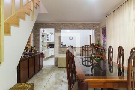 Sala de jantar de casa à venda com 4 quartos, 220m² em Parque Guarani, São Paulo