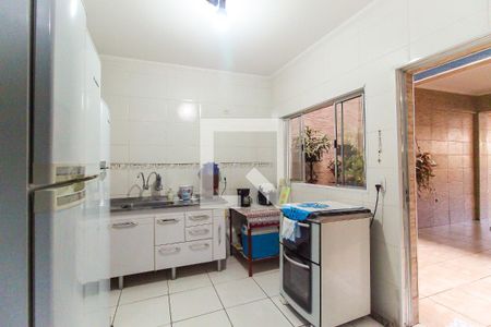 Casa à venda com 220m², 4 quartos e 2 vagas Casa à venda com 220m², 4 quartos e 2 vagasCozinha