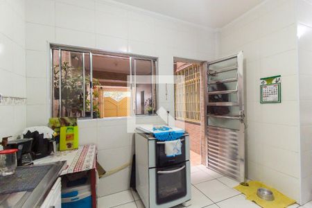 Casa à venda com 220m², 4 quartos e 2 vagas Casa à venda com 220m², 4 quartos e 2 vagasCozinha