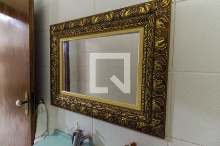 Casa à venda com 220m², 4 quartos e 2 vagas Casa à venda com 220m², 4 quartos e 2 vagasLavabo