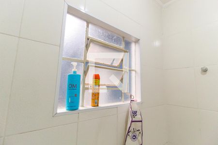 Casa à venda com 220m², 4 quartos e 2 vagas Casa à venda com 220m², 4 quartos e 2 vagasBanheiro 2