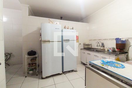 Casa à venda com 220m², 4 quartos e 2 vagas Casa à venda com 220m², 4 quartos e 2 vagasCozinha