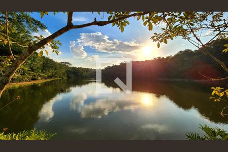 Casa de condomínio à venda com 293m², 3 quartos e 4 vagasLago