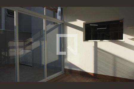 Casa de condomínio à venda com 293m², 3 quartos e 4 vagasVaranda Gourmet