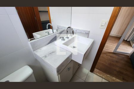 Casa de condomínio à venda com 293m², 3 quartos e 4 vagasBanheiro da Suíte 3