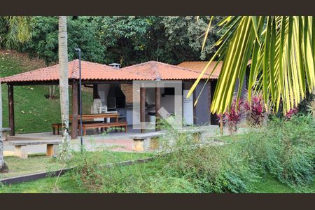 Casa de condomínio à venda com 293m², 3 quartos e 4 vagasÁrea comum - Churrasqueira