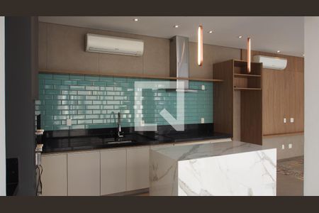 Casa de condomínio à venda com 293m², 3 quartos e 4 vagasVaranda Gourmet