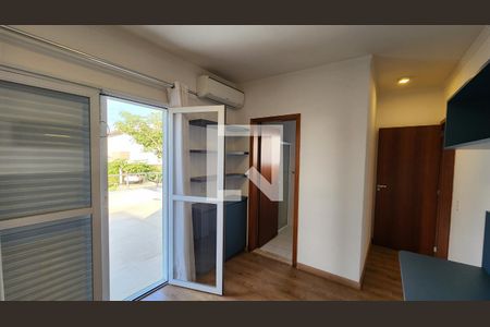 Casa de condomínio à venda com 293m², 3 quartos e 4 vagasQuarto 3 - Suíte