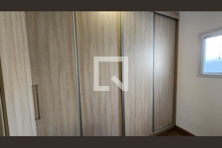 Casa de condomínio à venda com 293m², 3 quartos e 4 vagasCloset da Suíte master