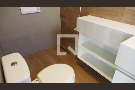 Casa de condomínio à venda com 293m², 3 quartos e 4 vagasBanheiro Varanda Gourmet