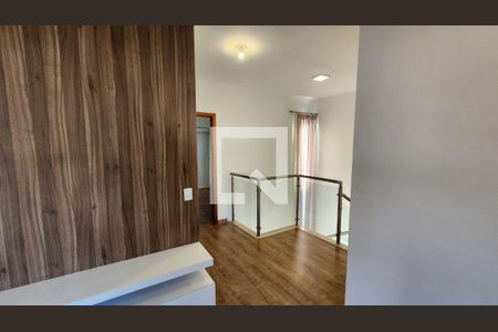 Casa de condomínio à venda com 293m², 3 quartos e 4 vagasSala 2