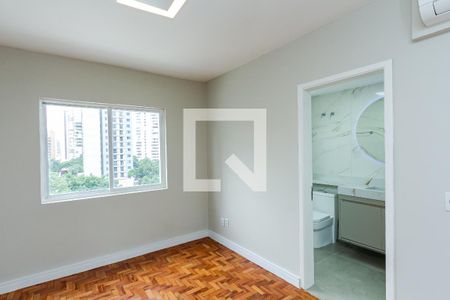 Suíte 1 de apartamento à venda com 2 quartos, 72m² em Vila Uberabinha, São Paulo