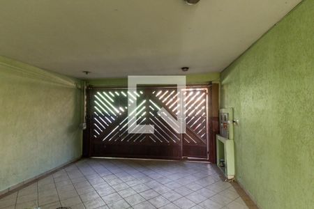 Garagem de casa para alugar com 4 quartos, 240m² em Jardim dos Camargos, Barueri