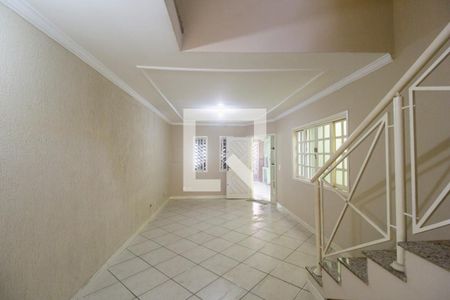 Sala de casa para alugar com 4 quartos, 240m² em Jardim dos Camargos, Barueri