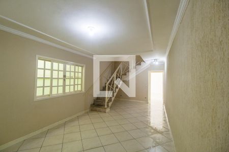 Sala de casa para alugar com 4 quartos, 240m² em Jardim dos Camargos, Barueri