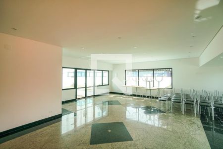 Apartamento à venda com 130m², 3 quartos e 3 vagasSalão de festas