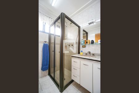 Apartamento à venda com 130m², 3 quartos e 3 vagasBanheiro social