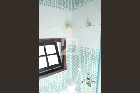 Casa de condomínio à venda com 80m², 2 quartos e 1 vagaBanheiro