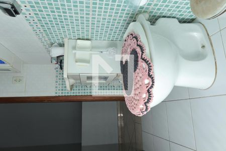 Casa de condomínio à venda com 80m², 2 quartos e 1 vagaBanheiro