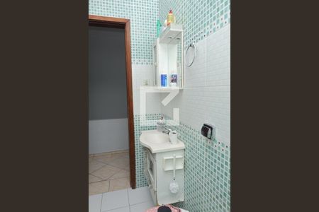 Casa de condomínio à venda com 80m², 2 quartos e 1 vagaBanheiro