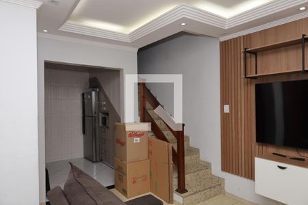 Sala de casa de condomínio à venda com 2 quartos, 80m² em Limoeiro, São Paulo