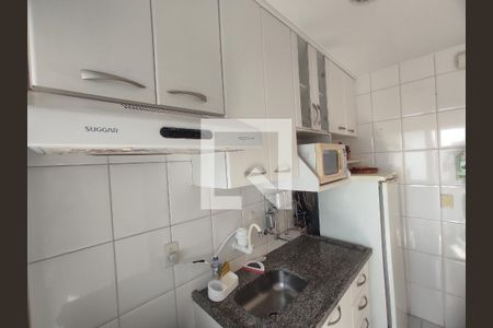 Cozinha de apartamento para alugar com 1 quarto, 34m² em Vila Pompéia, São Paulo