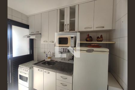 Cozinha  de apartamento à venda com 1 quarto, 34m² em Vila Pompéia, São Paulo