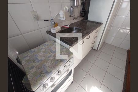 Cozinha  de apartamento para alugar com 1 quarto, 34m² em Vila Pompéia, São Paulo