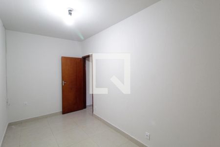 Quarto 1 de casa para alugar com 3 quartos, 130m² em Tibery, Uberlândia