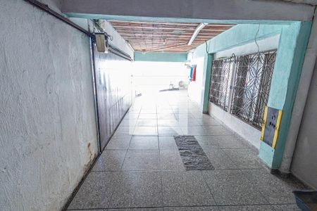 Casa à venda com 76m², 3 quartos e 3 vagas Casa à venda com 76m², 3 quartos e 3 vagasQuintal / garagem