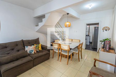 Sala de casa à venda com 3 quartos, 76m² em Vila Cloris, Belo Horizonte
