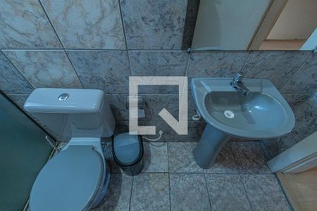 Casa à venda com 76m², 3 quartos e 3 vagas Casa à venda com 76m², 3 quartos e 3 vagasBanheiro