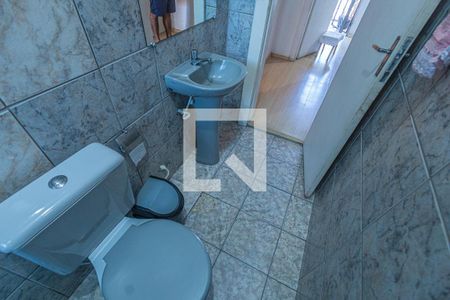 Casa à venda com 76m², 3 quartos e 3 vagas Casa à venda com 76m², 3 quartos e 3 vagasBanheiro