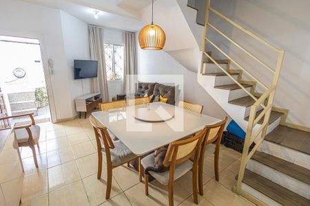 Sala de casa à venda com 3 quartos, 76m² em Vila Cloris, Belo Horizonte