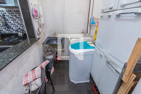 Casa à venda com 76m², 3 quartos e 3 vagas Casa à venda com 76m², 3 quartos e 3 vagasArea de serviço