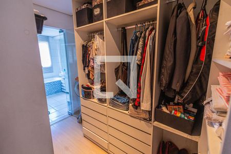 Casa à venda com 76m², 3 quartos e 3 vagas Casa à venda com 76m², 3 quartos e 3 vagasCloset / suite