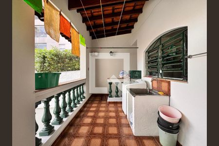 Casa à venda com 377m², 3 quartos e sem vagaLavanderia