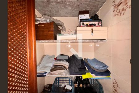 Casa à venda com 377m², 3 quartos e sem vagaDespensa