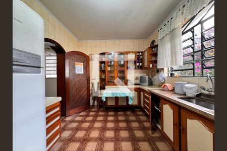 Casa à venda com 377m², 3 quartos e sem vagaCozinha