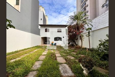 Casa à venda com 377m², 3 quartos e sem vagaQuintal