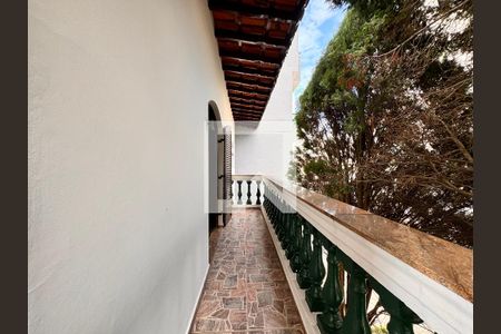 Casa à venda com 377m², 3 quartos e sem vagaVaranda