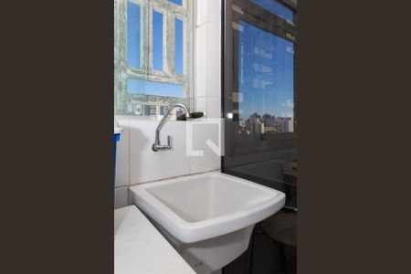 Apartamento à venda com 74m², 2 quartos e 1 vagaÁrea de Serviço