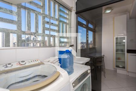 Apartamento à venda com 74m², 2 quartos e 1 vagaÁrea de Serviço