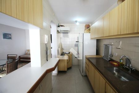 Apartamento para alugar com 63m², 1 quarto e 2 vagas Apartamento para alugar com 63m², 1 quarto e 2 vagasCozinha