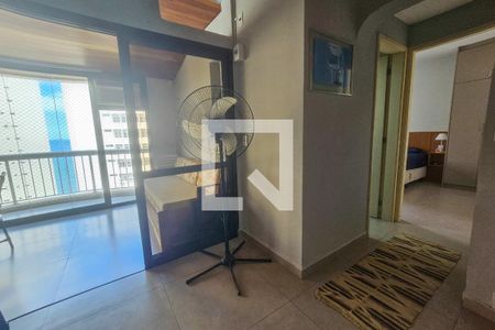 Sala de apartamento para alugar com 1 quarto, 63m² em Morro do Maluf, Guarujá